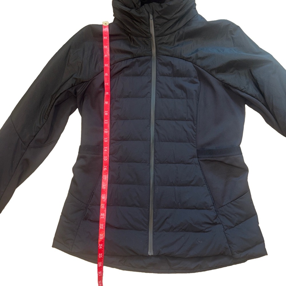 Lululemon Down For It All Jacket Size 12 Large Black Coat Jacket Athletic Gym - Picture 8 of 8